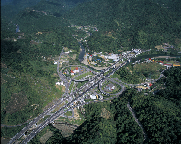 坪林行控中心專用道